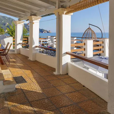 Josef And Marina House بيت للعطل