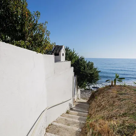 Josef And Marina House *